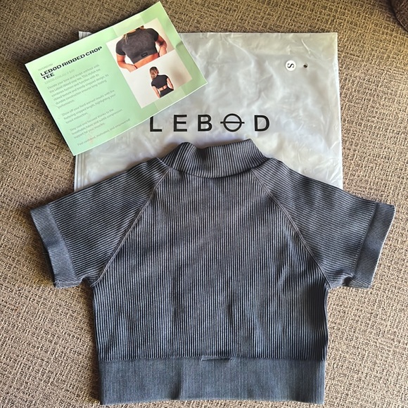 Size small Lebod Ribbed Crop Tee - Picture 2 of 4